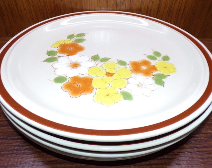 2506 Flower Garden Hand-painted Stoneware 10.5" Dinner Plates Set of 4 Orange, Yellow, White Floral - Good Condition Chip on Back of One