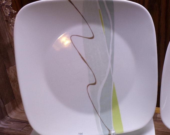 2511 Corelle Vitrelle Harmony Square 10.5" Dinner Plates Set of 4 - Lots of Wear No Chips Still Look Pretty Good
