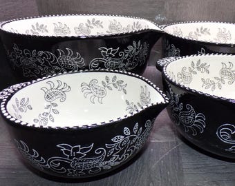 2609 Temptations by Tara Floral Lace Black Set of 4 Mixing Bowls with Pour Spout