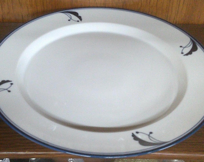 2502 Dansk Flora Bayberry Blue 13.5" Round Serving Platter White with Blue Trim Made in Portugal - Great Condition Light Scratches