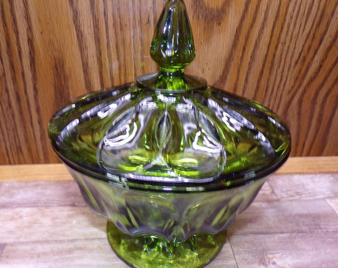 2511 Anchor Hocking Fairfield Vintage 6" Wide x 7" Tall Footed Avocado Green Candy Compote Dish & Lid - Great Condition