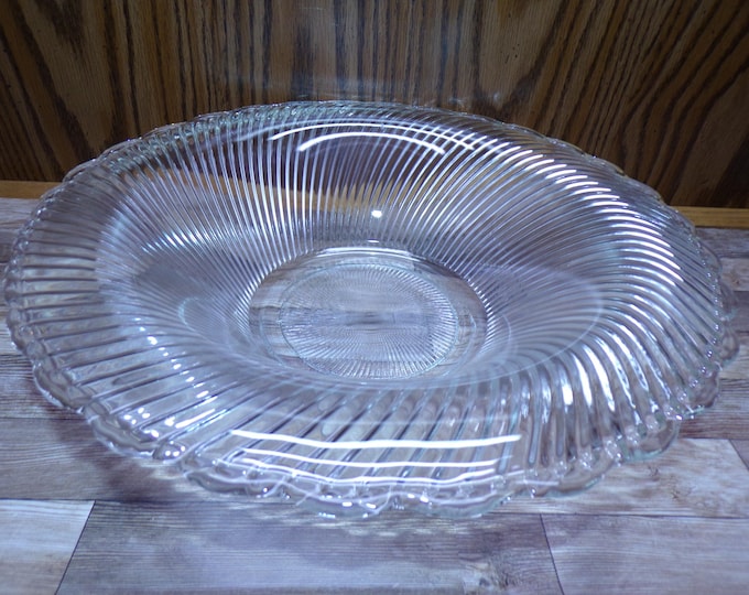 2508 Federal Glass Diana 12" Vintage Flat Rimmed Crystal Swirl Serving Bowl Scalloped Edge - Great Condition