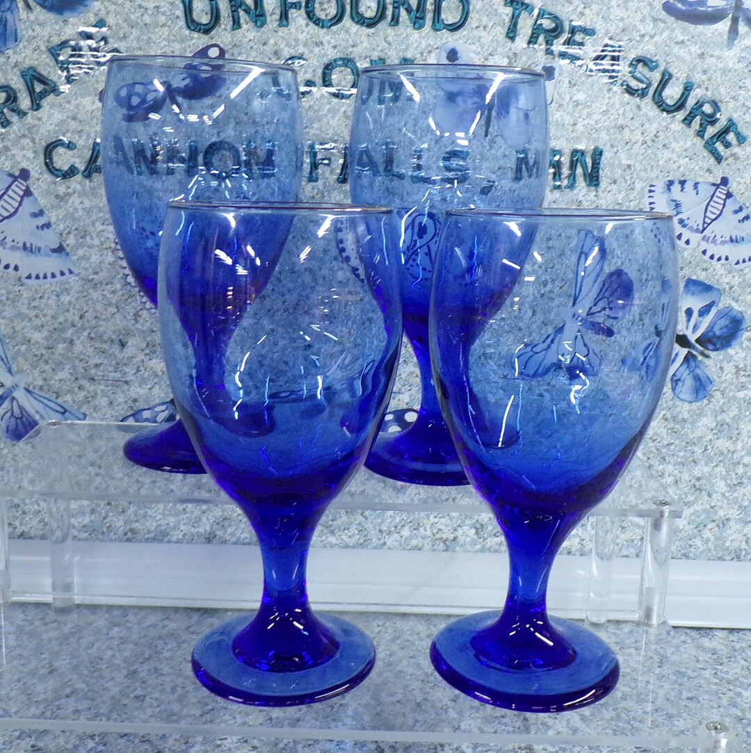 2205 Sky Blue 7 Water Goblets Set of 4 Footed Stemmed Iced Tea Glasses