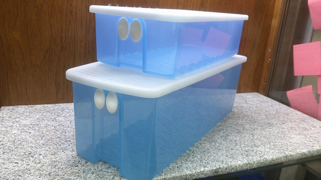 Tupperware Récipient frais pour réfrigérateur Bleu clair 1,2 l, (Frischemeister