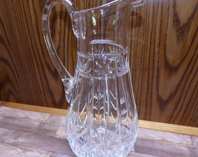 2508 Czech Republic Jihlava Stunning Vintage Hand-cut 24% Lead Crystal 12" Pitcher - Excellent Condition