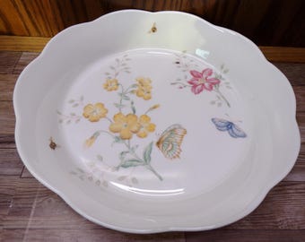 2511 Lenox Butterfly Meadow by Louise Le Luyre Ultra Fine Porcelain 9.5" Round Pie Serving Plate - Great Condition