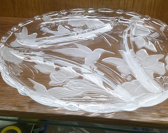 2410 Mikasa Crystal-Clear Studios Fantasia 13" Divided Tray Platter - Frosted Hummingbirds & Flowers - Great Condition