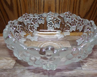 2507 Mikasa Carmen WaltherGlas 8.75" Holly and Berry Vintage Decorative Bowl Raised Flowers & Frosted Leaves - Germany - Great Condition