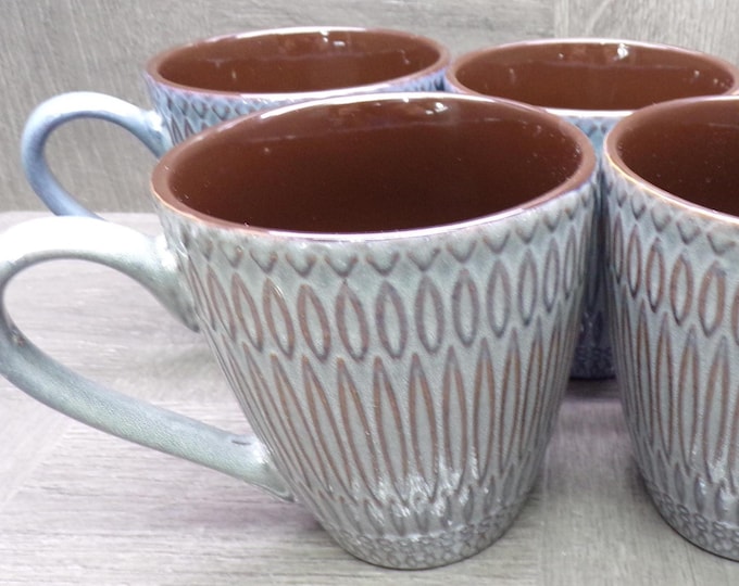 2603 Mikasa Gourmet Basics Broadway 4" 12 oz Mugs Set of 4 - Great Condition