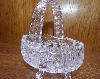 2506 Hofbauer Byrdes 5.5" Beautiful Vintage Trinket Basket w/ Handle 24% Lead Crystal w/ Etched Birds