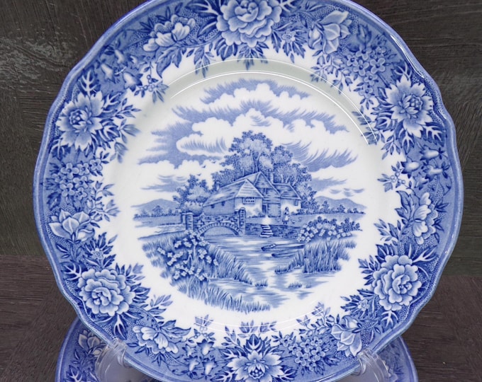 2602 English Village Hand Engraved Ironstone 7.75" Salad Snack Plates Set of 5 by Salem China Co. Olde Staffordshire England Great Condition