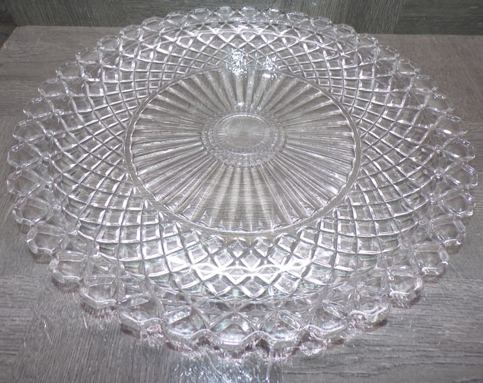 2602 Anchor Hocking Waterford Waffle Pattern Clear Vintage 14" Serving Platter Tray - Great Condition
