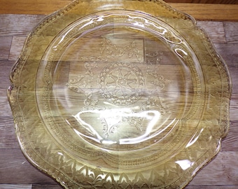 2511 Federal Glass Patrician Spoke Vintage Amber Yellow Glass 11" Plate - Great Condition