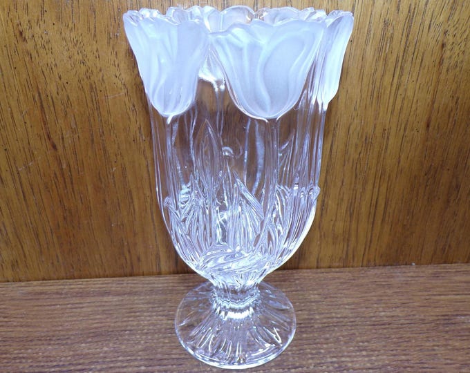 2506 Block 24% Lead Crystal 8" Footed Hurricane Vase / Pillar Candle Holder w/ Frosted Tulips Made in Poland - Great Condition