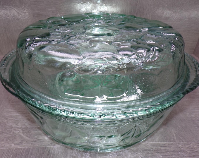 2602 Libbey Orchard Fruit Green Glass 3qt Casserole Baking Dish 11" x 10" x 5" Tall with Pie Pan Lid Vintage Oven Proof Great Condition