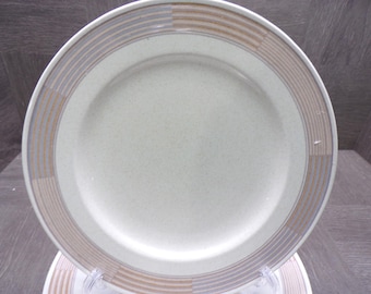 2602 Mikasa Intaglio CAC06 Tracings 8.25" Salad / Snack Plates Set of 4 Oven to Table Stoneware - Great Condition