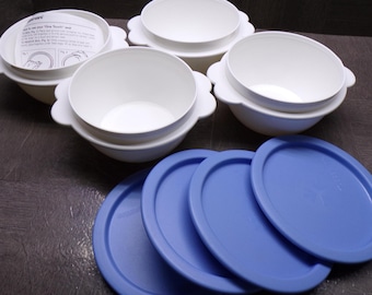 2609 Tupperware Soup Bowls 8 pc Set - 4 White Butterfly Bowls w/ 4 One Touch Blue Lids