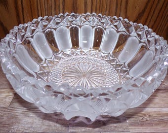 2511 Frosted Paneled Pattern 24% Lead Crystal Centerpiece Serving Bowl Vintage 9" Sawtooth Rim - Excellent Condition No Chips or Cracks