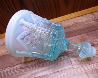 2508 Fenton 6" Beautiful Opalescent Teal Aqua Glass Sable Arch Bell - Excellent Condition