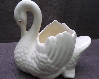 2605 Red Wing Pottery Vintage 6" White Swan Planter Dish - Water Stain Inside