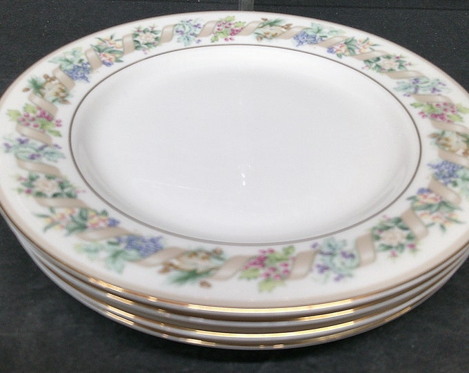 2401 Nikko Fine China Patra Winterbound Beautiful Vintage 6.5" Bread Plates Set of 4 - Excellent Condition
