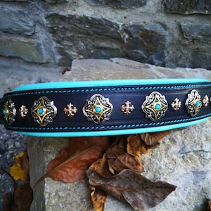 Collar de cuero acolchado de lujo para perros, collar de cuero azul para perros con remaches dorados, collar elegante para perros, collar de moda para perros, collar de cristal para perros