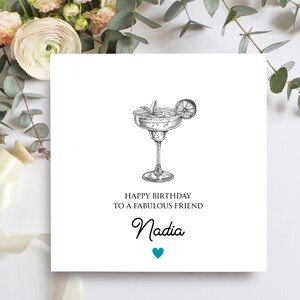 Cartão de coquetel personalizado para irmã, amiga, tia, sobrinha, esboço elegante com nome e pequeno coração colorido