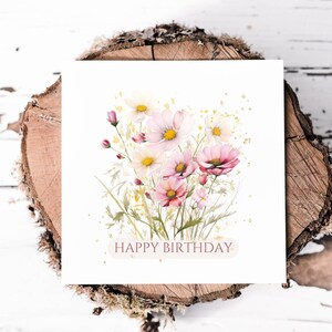 Belle carte de joyeux anniversaire de fleurs sauvages roses pour elle, jolie carte à offrir à une maman, une grand-mère, une amie, une soeur