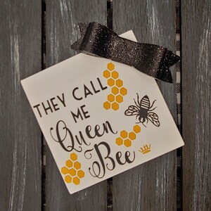 Queen Bee Shelf Sitter: Farmhouse Tiered Tray Decor
