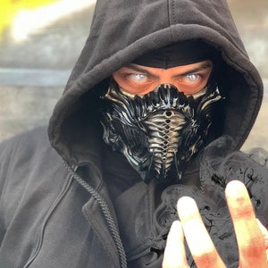  Karc Noob Saibot Mask MK 11 Cosplay Costume Prop for Men :  Clothing, Shoes & Jewelry
