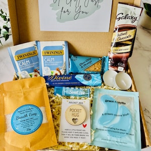 Hug in a Box Relaxation Gift - Self Care Gift - Thinking of You Care Package -  Pamper Gift Set - Get Well Soon Letterbox Gift - Pick me Up
