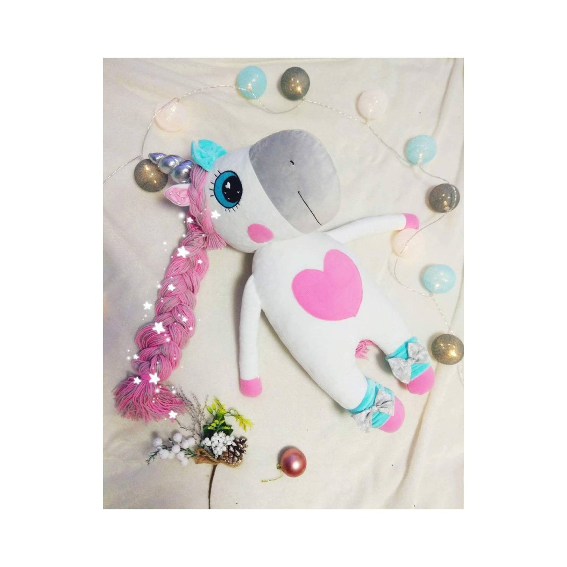 Große handgemachte Einhorn mit einem Namen auf dem Herzen