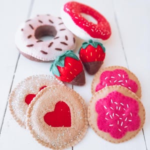 Assorted Tea Time Felt Sweets Set Pretend Play