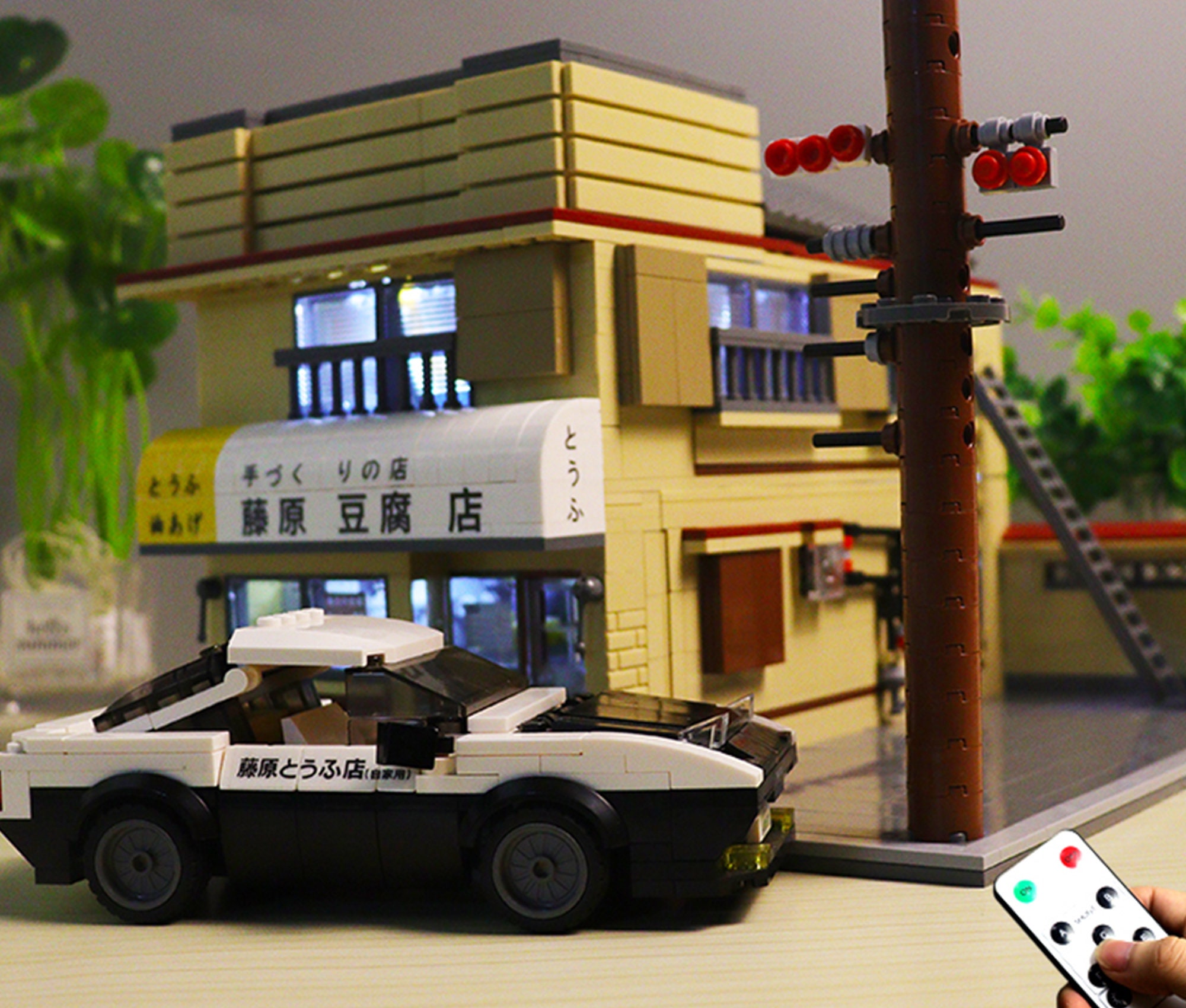 Building Blocks AE86 Fujiwara Tofu Shop Initial D Scene Architectural