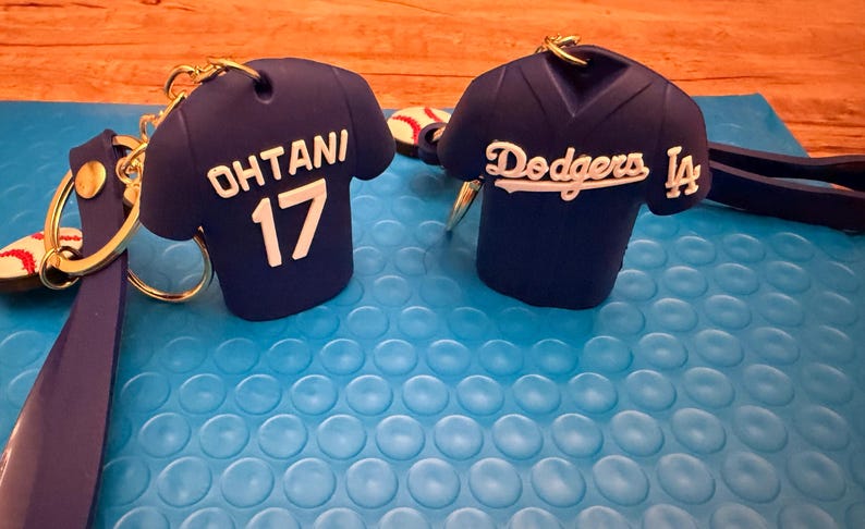 Ohtani Keychain, Ohtani Jersey Keychain - Etsy