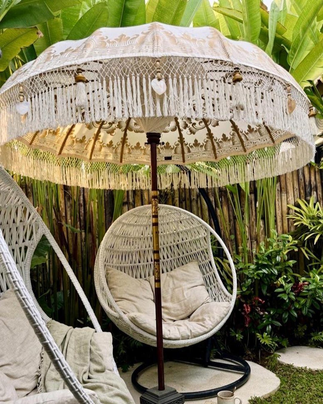 hobo patio umbrella Boho Beach with Fringe Outdoor Table Umbrella 6.5ft Beige Umbrella for Wedding Tilt Umbrellas UPF50+ Deck Umbrellas Waterproof Portable Pool Umbrella with Bag for Sand Camping : Patio coated steel pole prevents wear over time Tropical Boho Umbrella Maximalist
