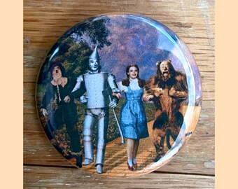 Wizard of Oz 1.25" pinback button, Dorothy, Yellow Brick Road, movie pin