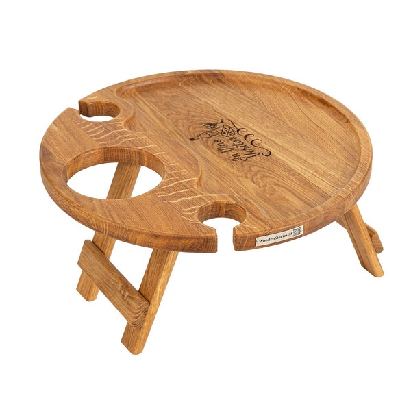 Table à vin, table de pique-nique portable en bois, plateau de service d'extérieur, table de lit pliante, table en chêne, cadeau de pendaison de crémaillère personnalisé