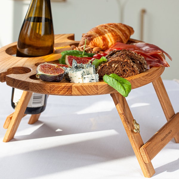 Table portative en bois de vin, plateau de lit pliant, table de pique-nique servant à l’extérieur, cadeau personnalisé, planche à vin sommelier, cadeau de la fête des Mères