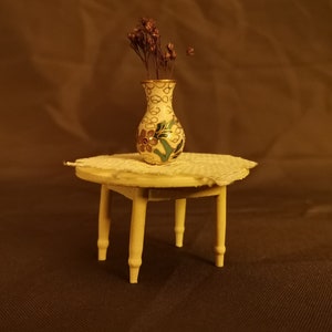 Dollhouse Table Set with Vase, Flowers & Tablecloth 1:12