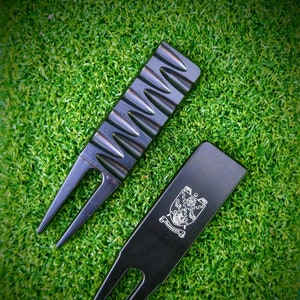 Custom golf divot tool, putting green pitch mark repairer - Personalised golf gift with laser engraved name, initials, club crest or logo.