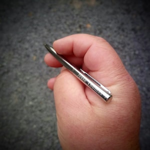 Metalen minibalpen 10 cm - lasergeëtste naam of initialen voor personalisatie. Golfscorekaartpen. EDC-cadeau. Kampeerset. Terug naar school.