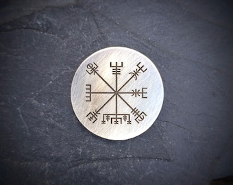 Moneda de metal wayfinder Vegvisir: latón, cobre o acero. Amuleto de buena suerte, amuleto de boda, mitología nórdica, Thor, islandés, regalo geek.