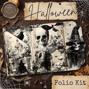 Może przedstawiać: Zestaw folio na Halloween z czarno-białym kolażem przedstawiającym czaszkę, szkielet w kapeluszu czarownicy, zamek, wrony i kota. Papier ma postarzany, vintage wygląd z nadrukowanym tekstem Halloween oraz Folio Kit.