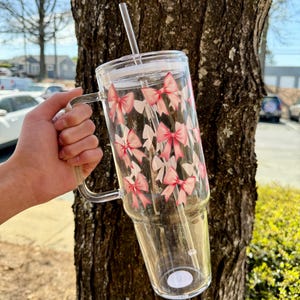 Glass 40 oz Tumbler with Glass Straw and Lid | Pink Bows
