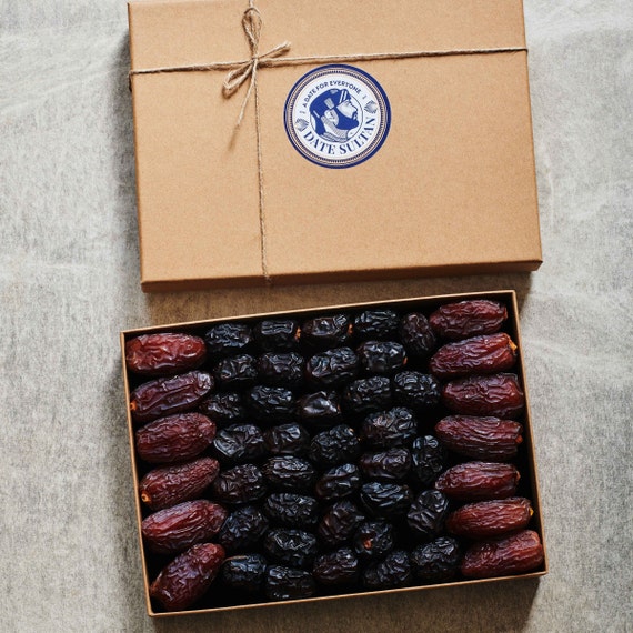 Deluxe Ajwa & Medjool Dates Gift Box Etsy