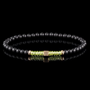 Fine Unisex Stretch Bracelet, Faceted Peridot Bracelet, Gold filled Beads, Gold Cube, Gift for Her, Anniversary Gift, Father&#39;s Day Gift