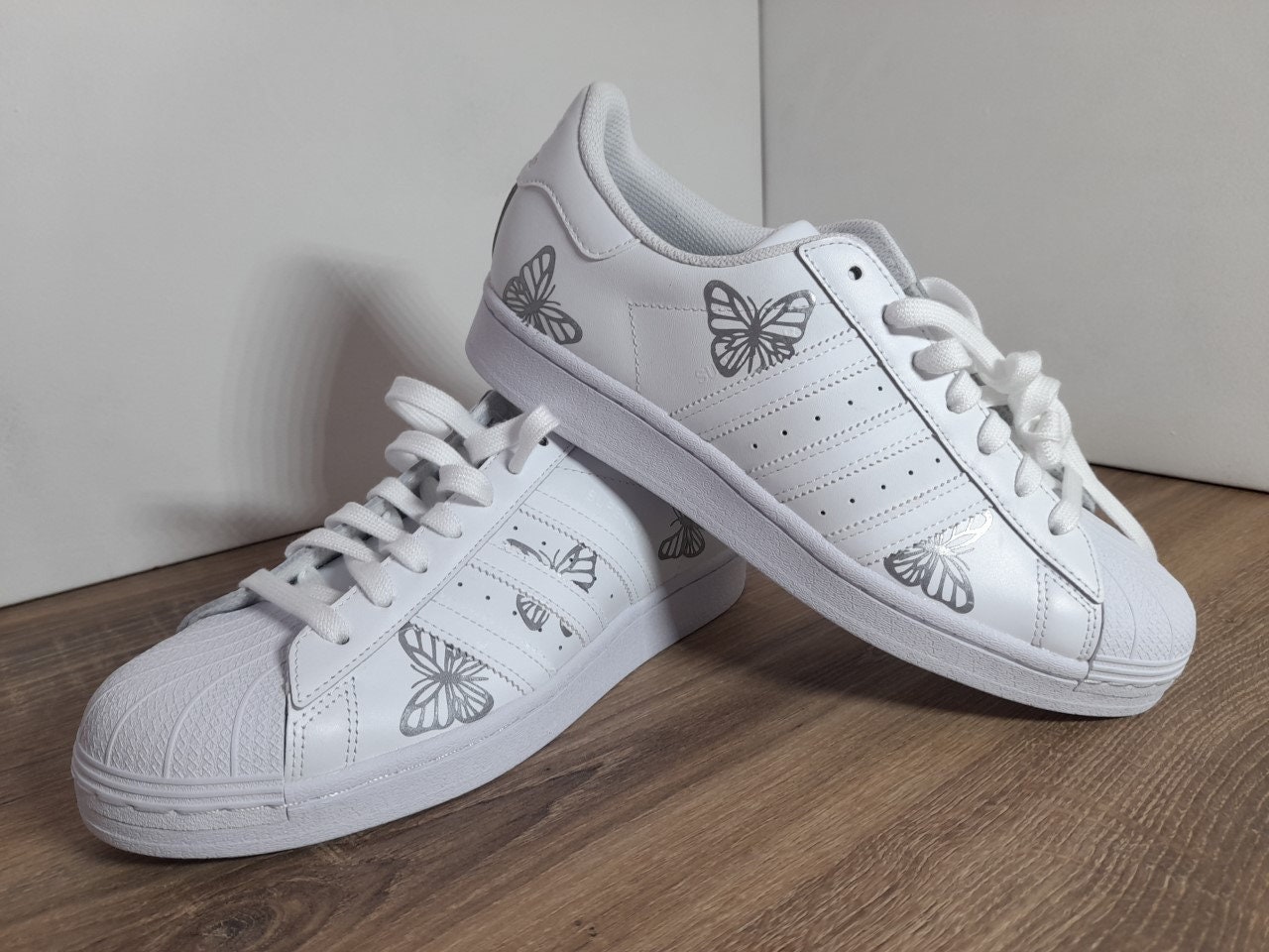 adidas butterfly trainers