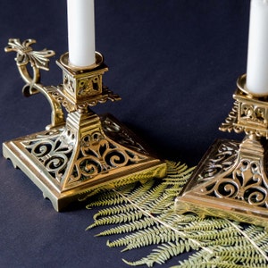 Bronze Candlestick Fleur De Lis candle holder Classic Vintage French Candlestick Classic Cute Christmas bedroom 1900s