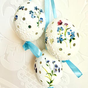 Set 3 Uova di Pasqua con Fiori e Madeira